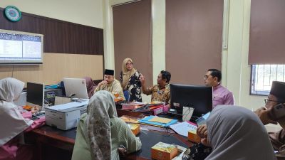 Rapat TIM Penulis Strategi Komunikasi Perubahan Prilaku Percepatan Penurunan Stunting Kabupaten Pelalawan.