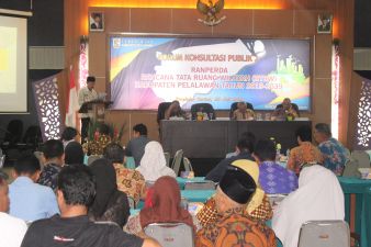 Wakil Bupati Pelalawan buka rapat  Konsultasi Publik ke 2 Rancangan Peraturan Daerah (Ranperda) RTRW Kabupaten Pelalawan 2019-2039